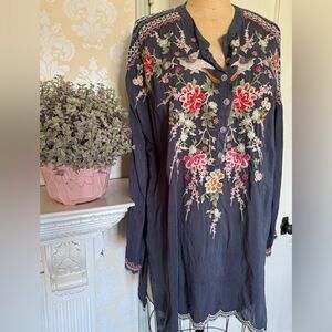 NWT JOHNNY WAS Embroidered VERBENA Navy/Grey Tunic Top, XL
